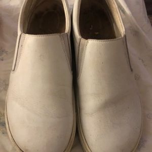 Nice tennis shoes didn’t wear much